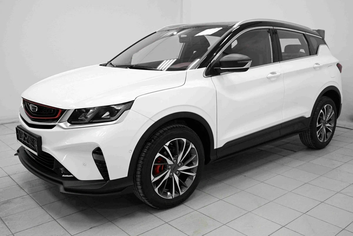 Geely Coolray в наличии по цене от 1 995 000 рублей