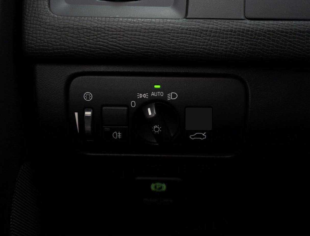 Продажа Б/У Вольво ИксЦ60. Фото: #15