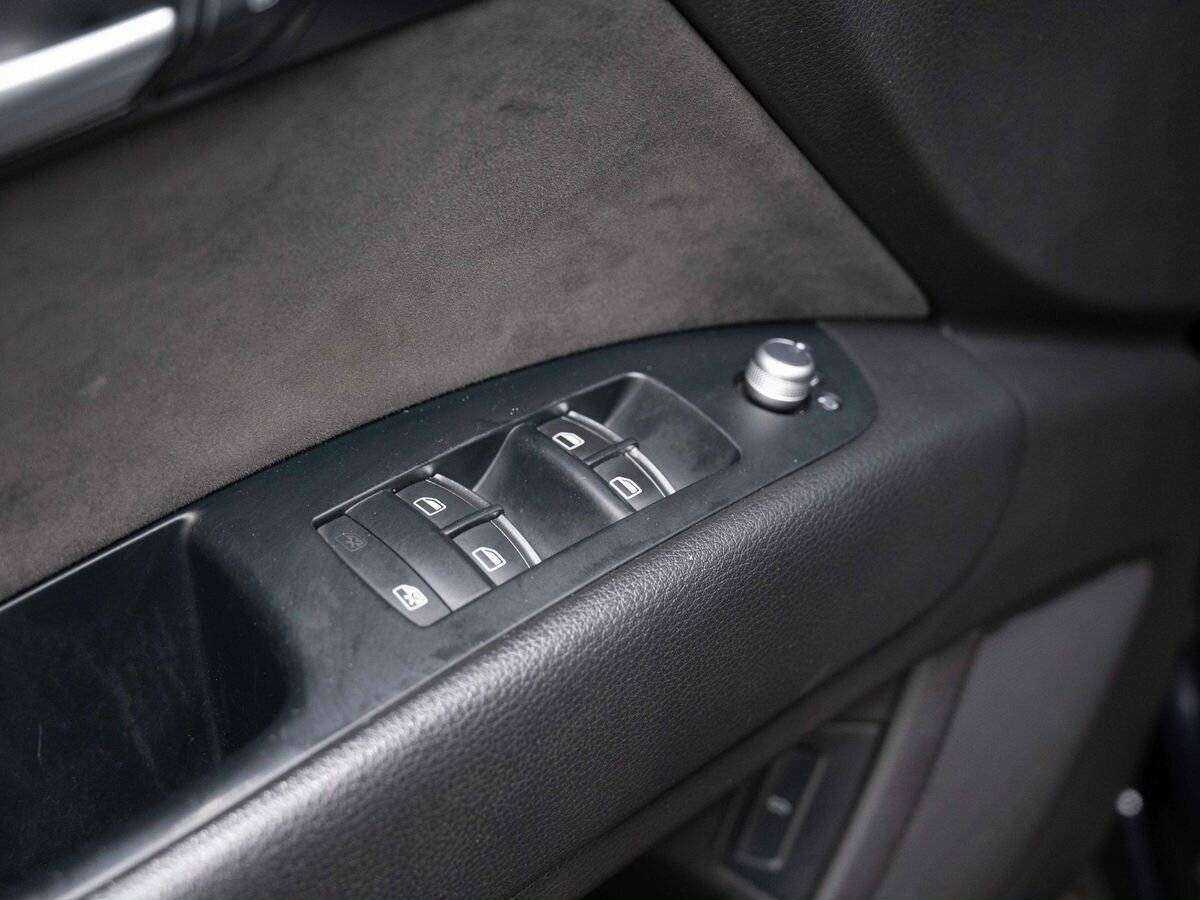 Продажа Б/У Ауди К7. Фото: #18