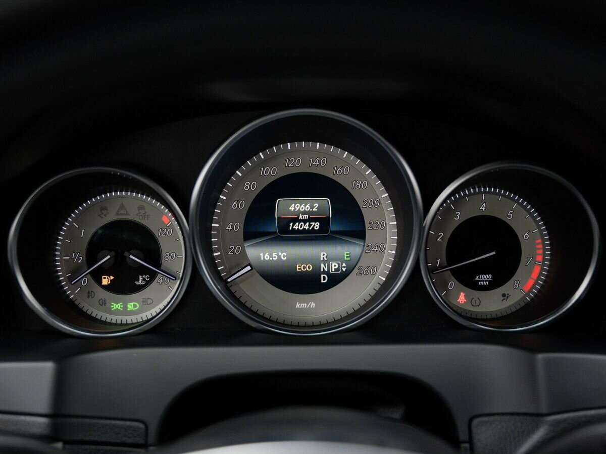 Продажа Б/У Мерседес-Бенц Е-Класс. Фото: #22