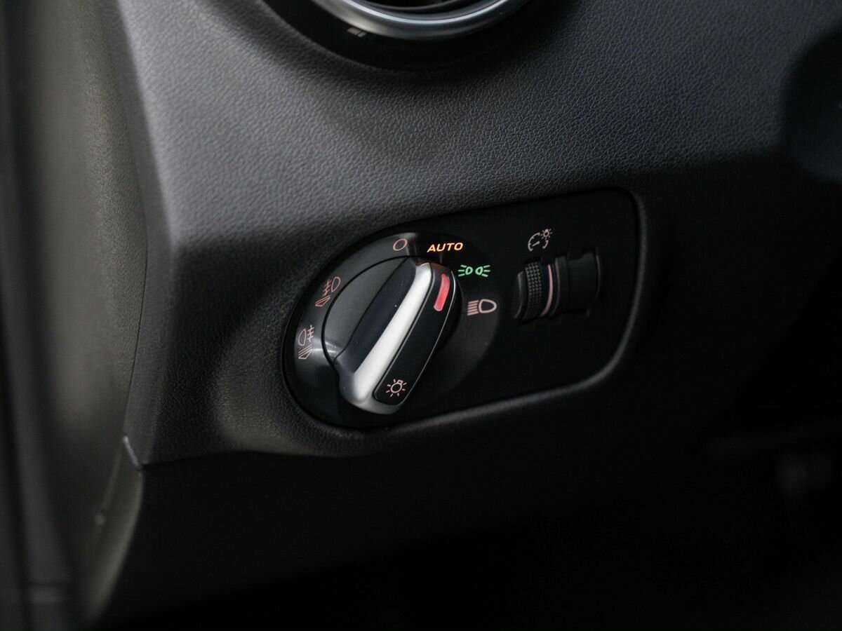 Продажа Б/У Ауди А1. Фото: #10