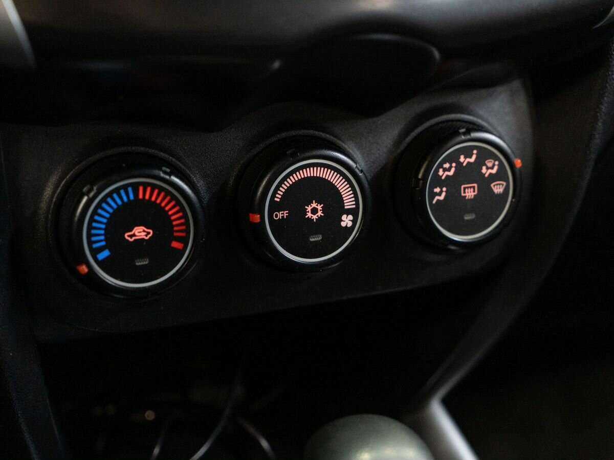 Продажа Б/У Митсубиши АС-Икс. Фото: #12