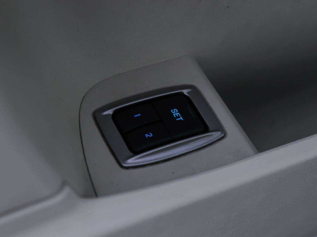 Продажа Б/У Ягуар ИксФ. Фото: #16