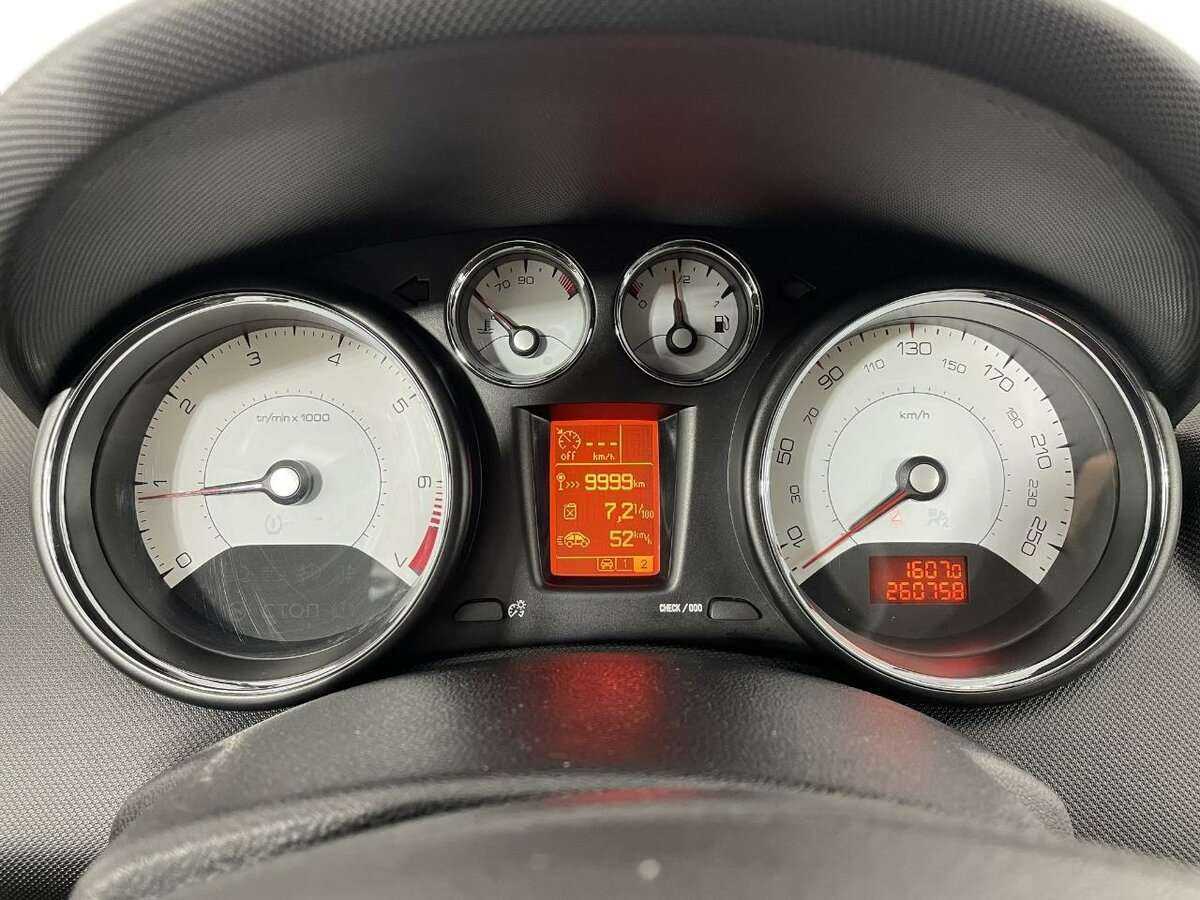 Продажа Б/У Пежо 408. Фото: #10