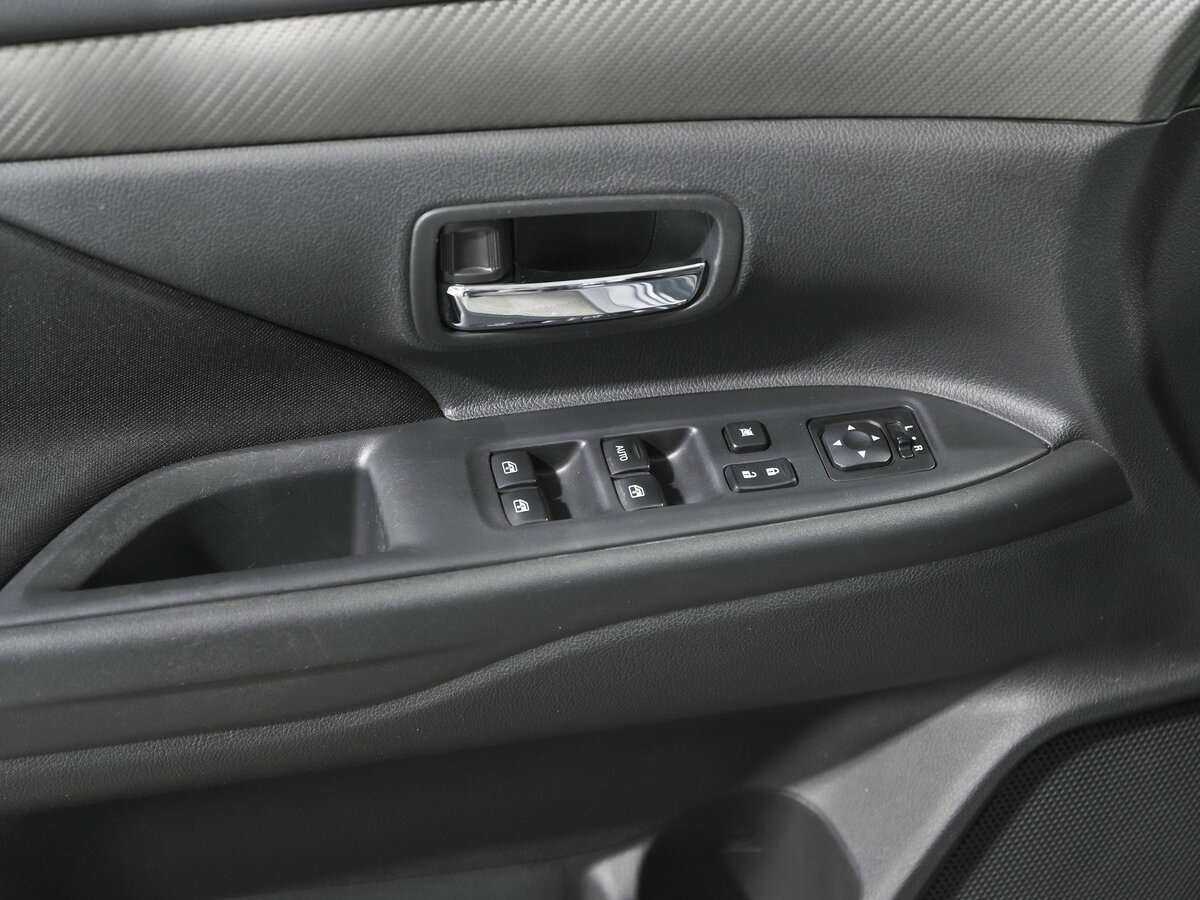 Продажа Б/У Митсубиши Оутлэндер. Фото: #14