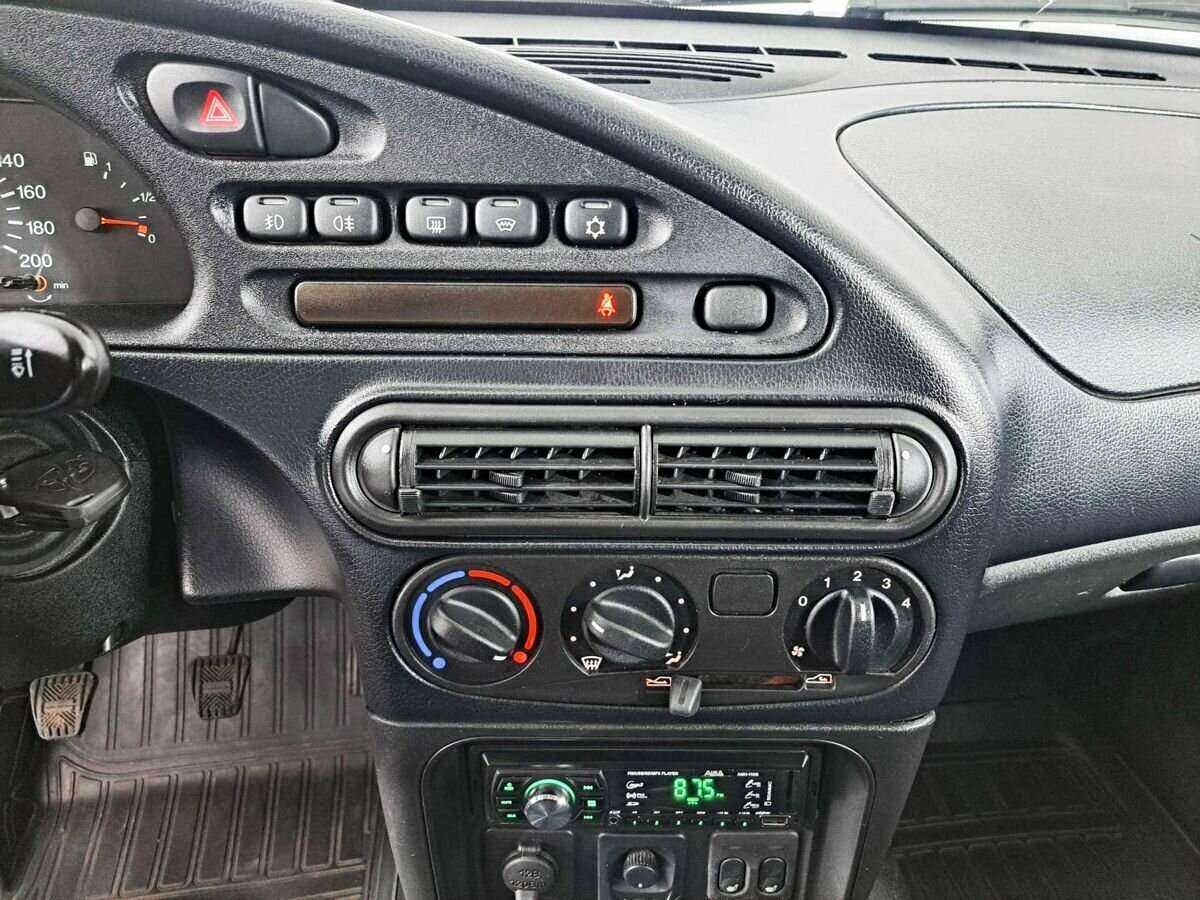 Продажа Б/У Шевроле Нива. Фото: #12