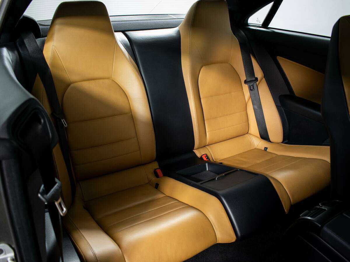 Продажа Б/У Мерседес-Бенц Е-Класс. Фото: #9