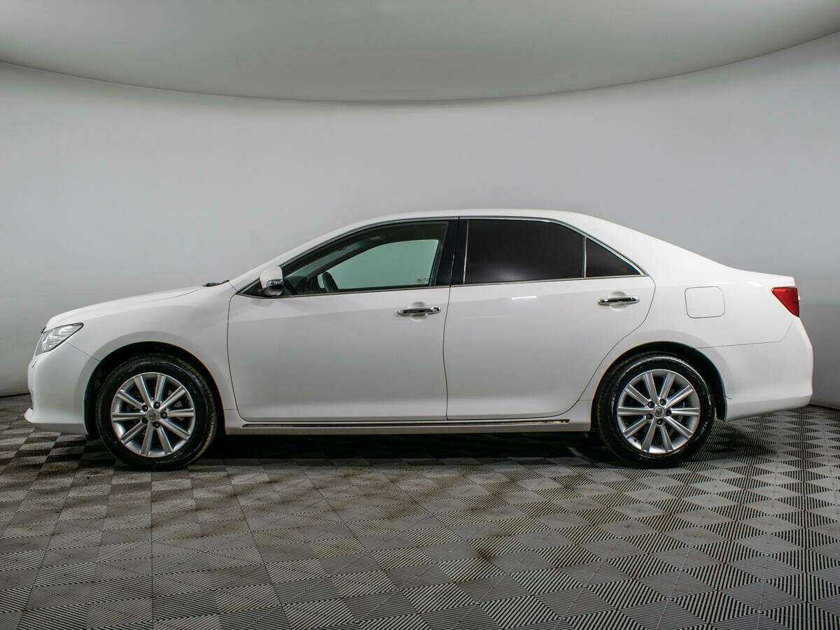 Продажа Б/У Тойота Камри. Фото: #7