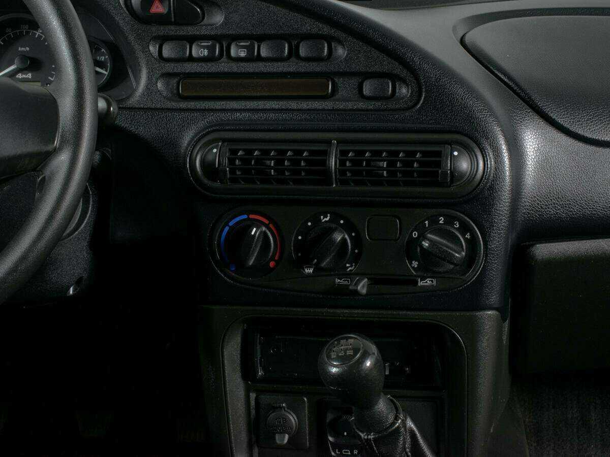 Продажа Б/У Шевроле Нива. Фото: #8