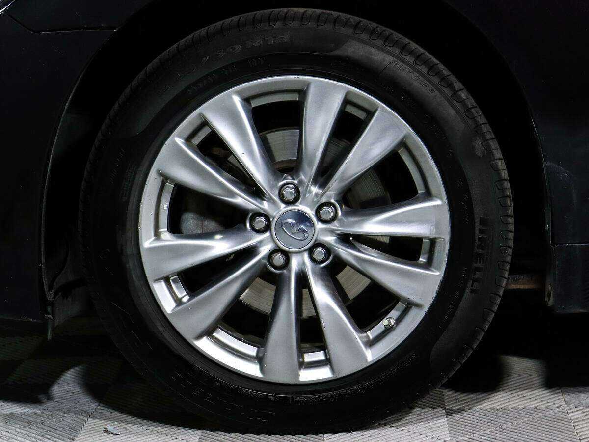 Продажа Б/У Инфинити К70. Фото: #17