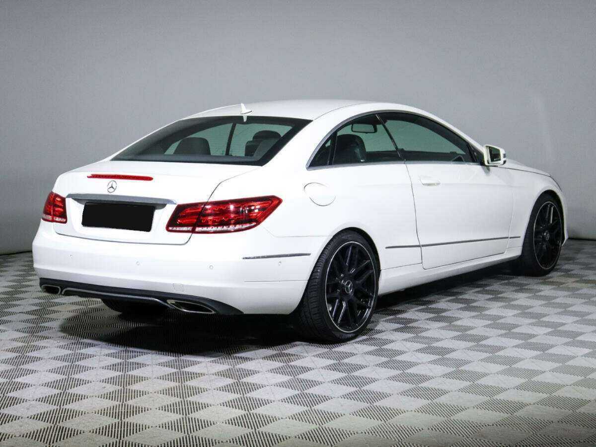 Продажа Б/У Мерседес-Бенц Е-Класс. Фото: #2