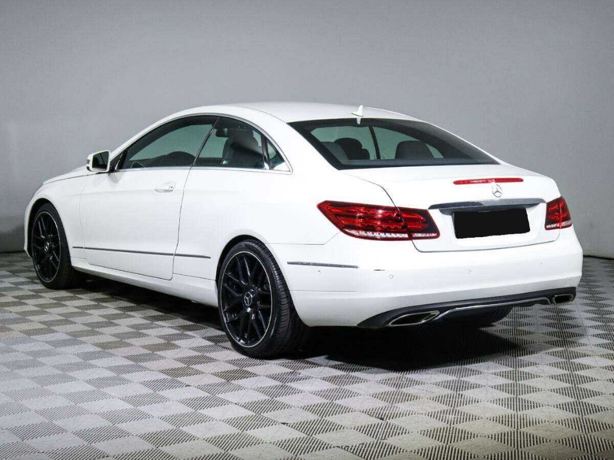 Продажа Б/У Мерседес-Бенц Е-Класс. Фото: #4