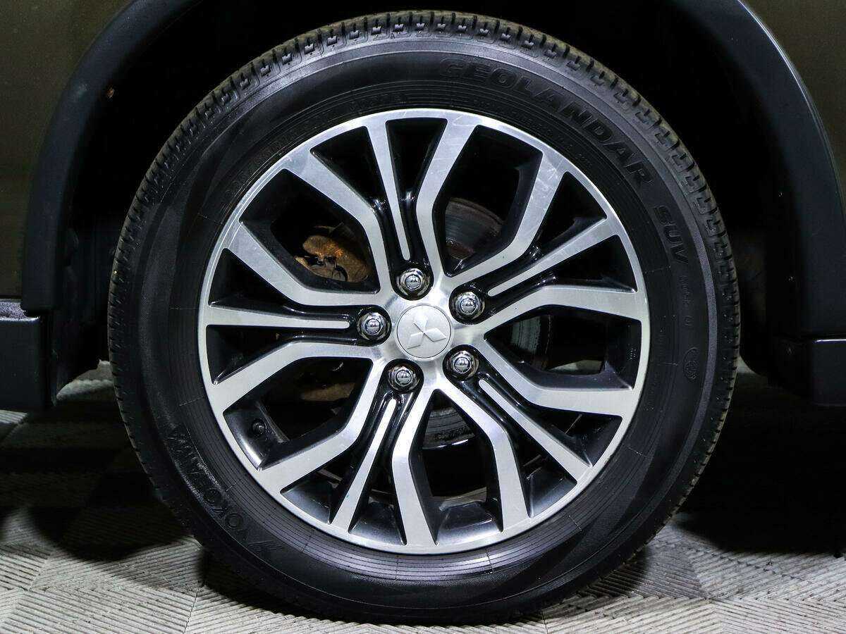 Продажа Б/У Митсубиши Оутлэндер. Фото: #21