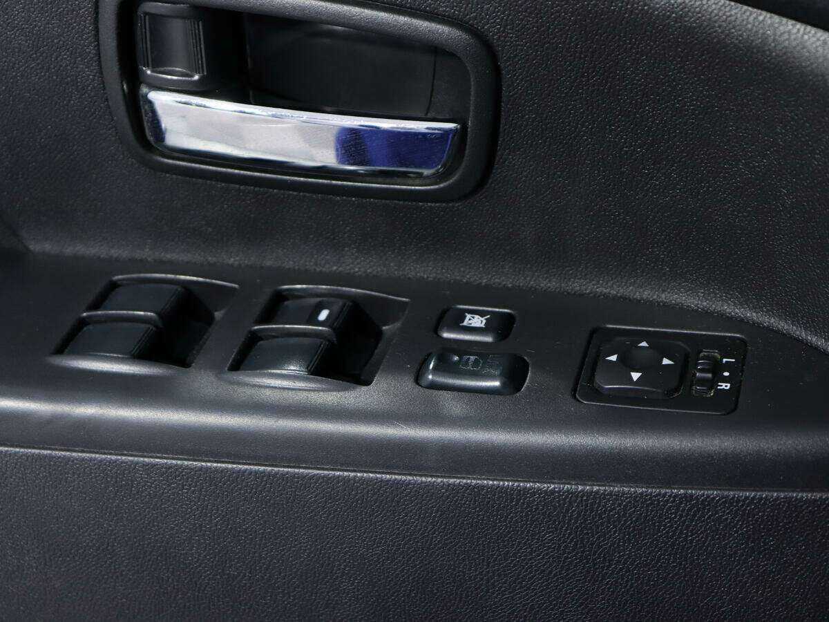 Продажа Б/У Митсубиши АС-Икс. Фото: #14