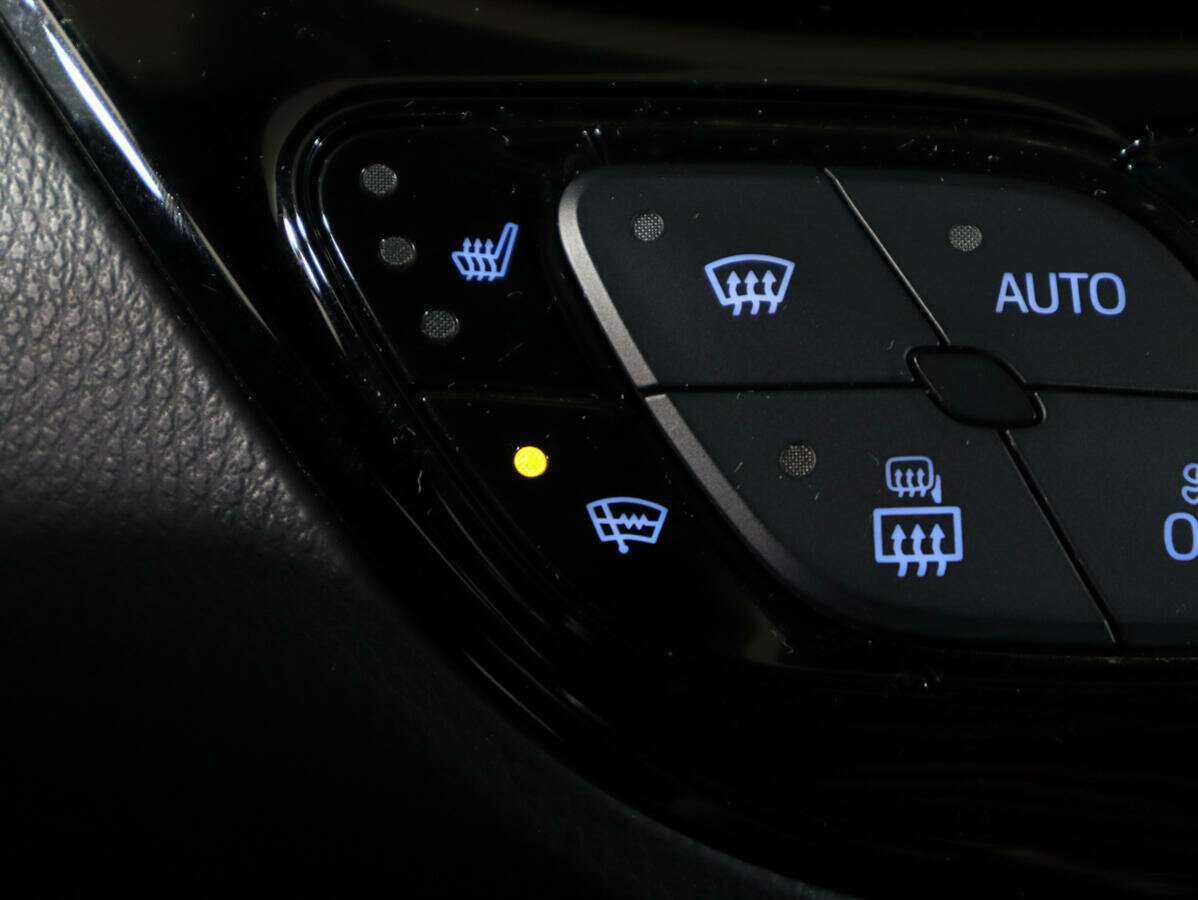 Продажа Б/У Тойота Ц-ШР. Фото: #13