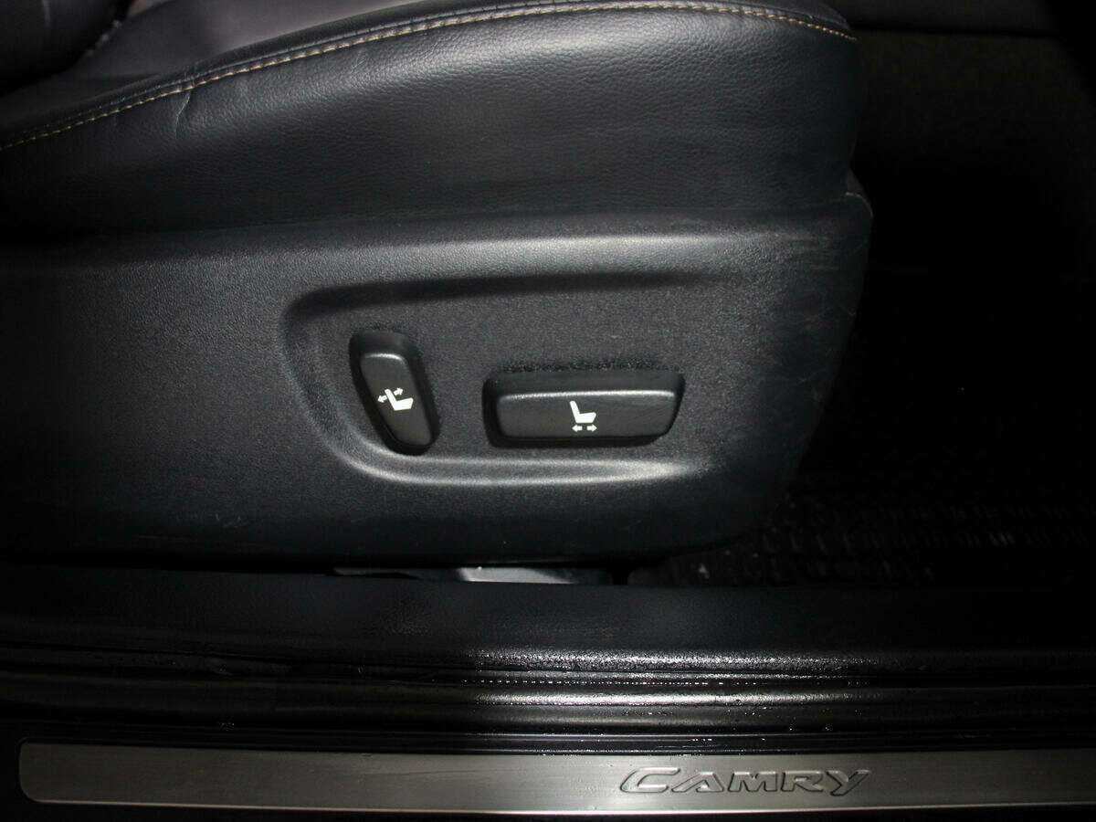 Продажа Б/У Тойота Камри. Фото: #14