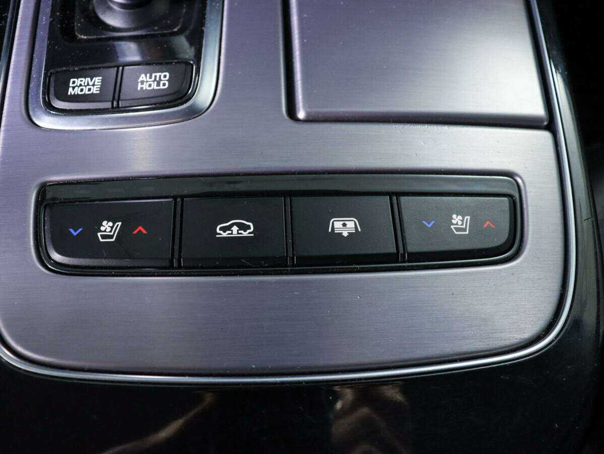 Продажа Б/У Хендай Экус. Фото: #22