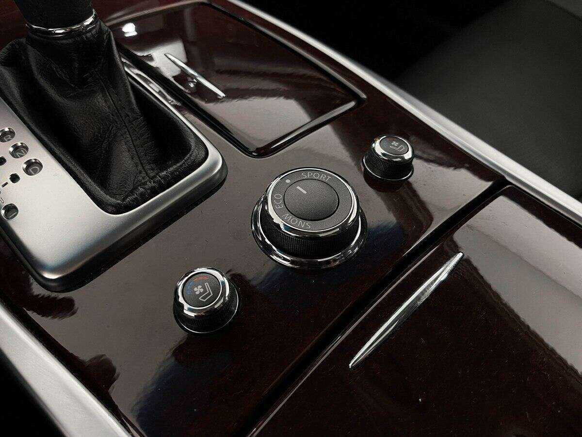 Продажа Б/У Инфинити К70. Фото: #13