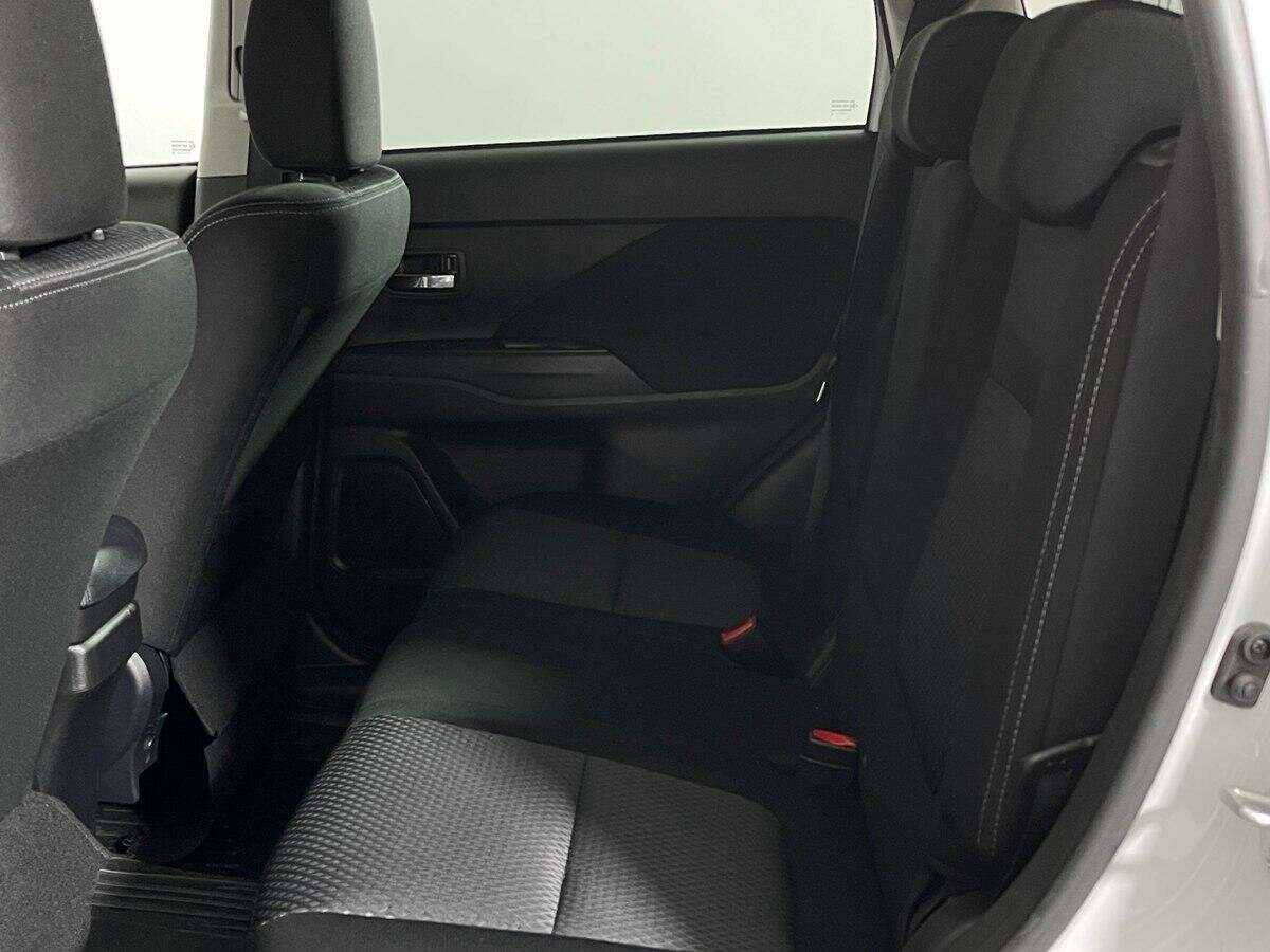 Продажа Б/У Митсубиши Оутлэндер. Фото: #9