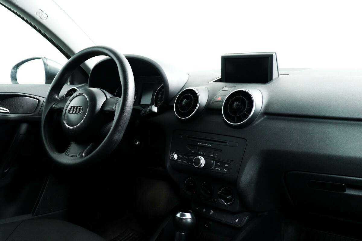 Продажа Б/У Ауди А1. Фото: #8