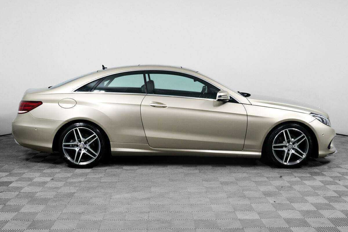 Продажа Б/У Мерседес-Бенц Е-Класс. Фото: #3