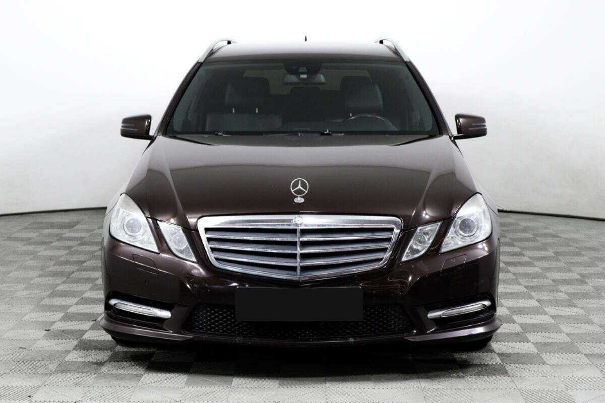 Продажа Б/У Мерседес-Бенц Е-Класс. Фото: #1