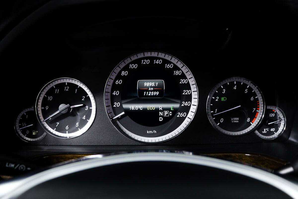 Продажа Б/У Мерседес-Бенц Е-Класс. Фото: #9