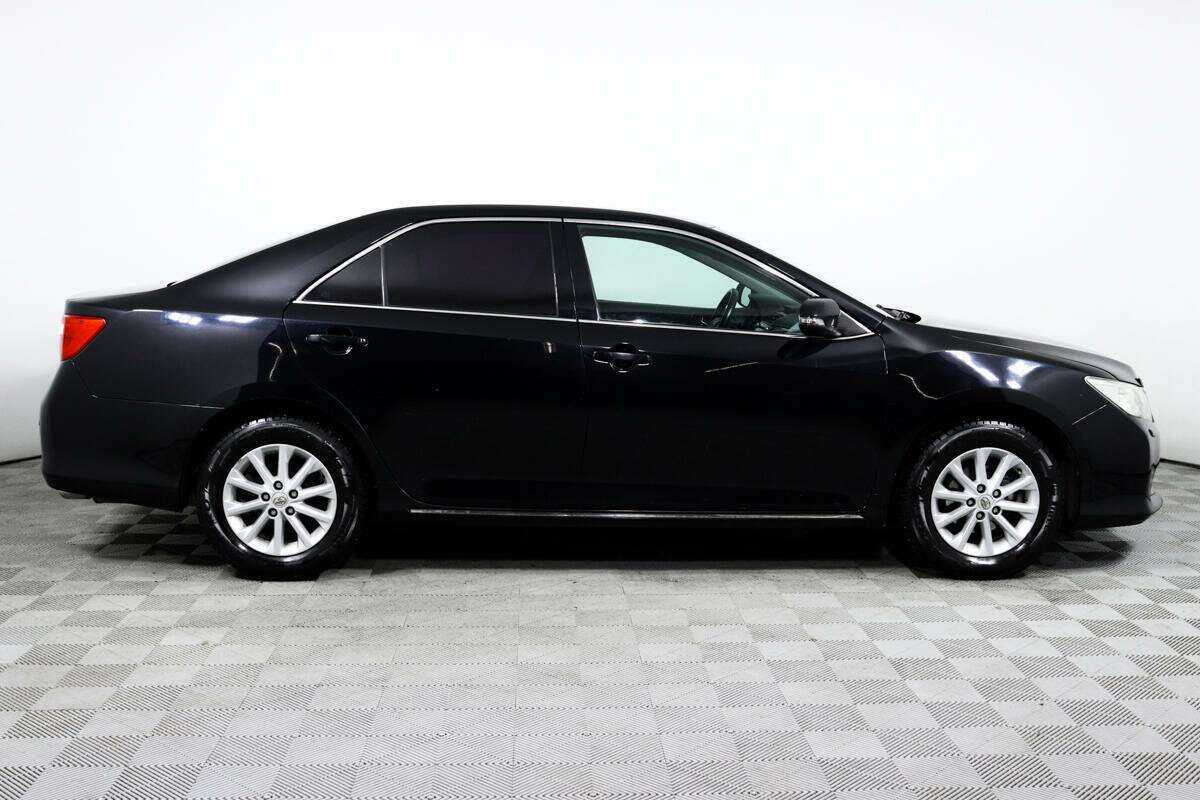 Продажа Б/У Тойота Камри. Фото: #3