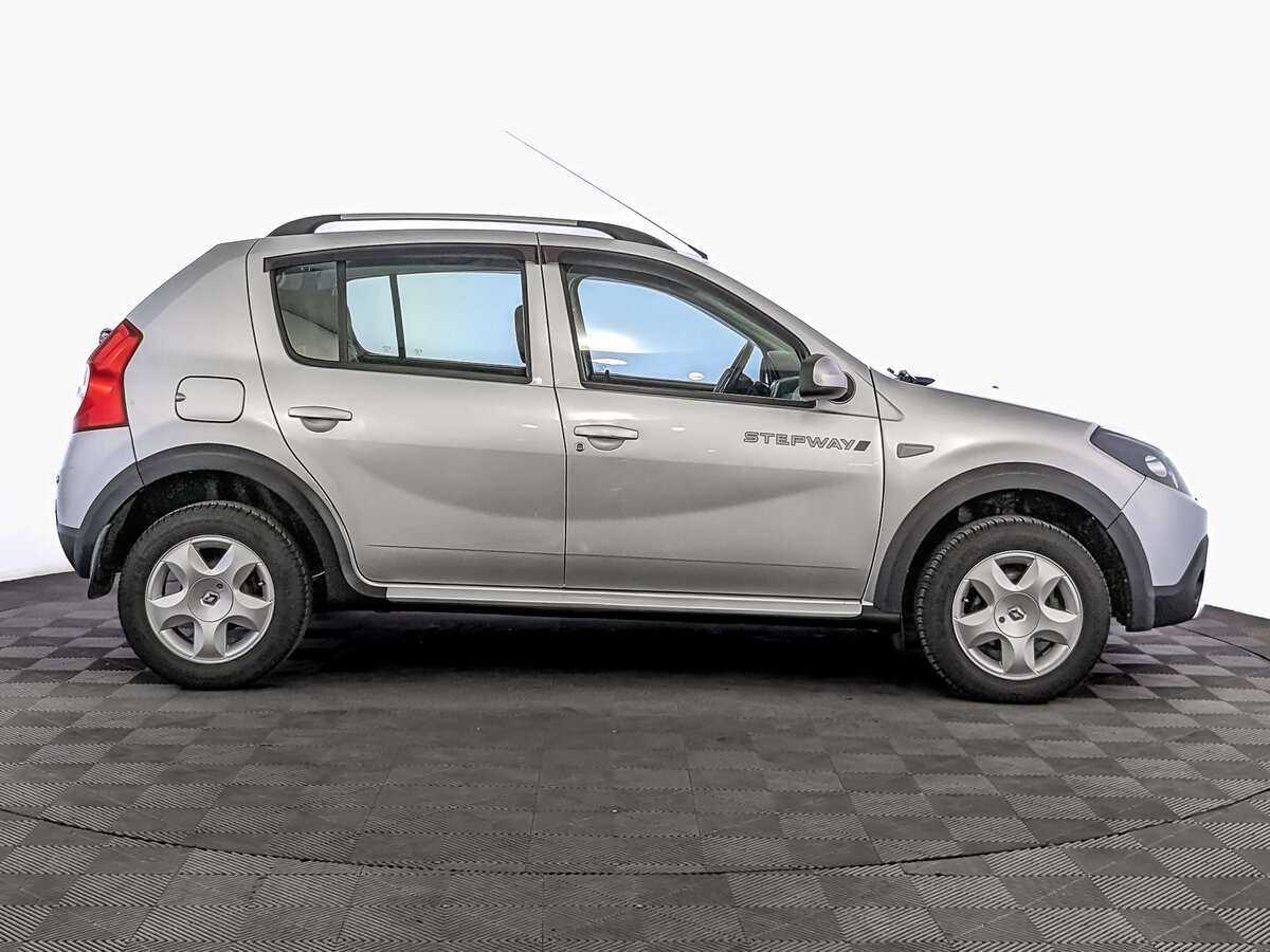 Продажа Б/У Рено Сандеро. Фото: #2