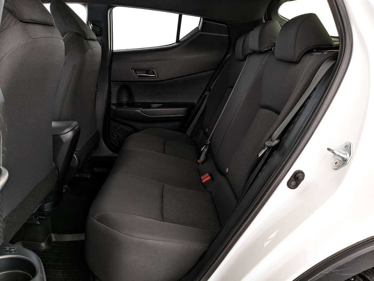 Продажа Б/У Тойота Ц-ШР. Фото: #12