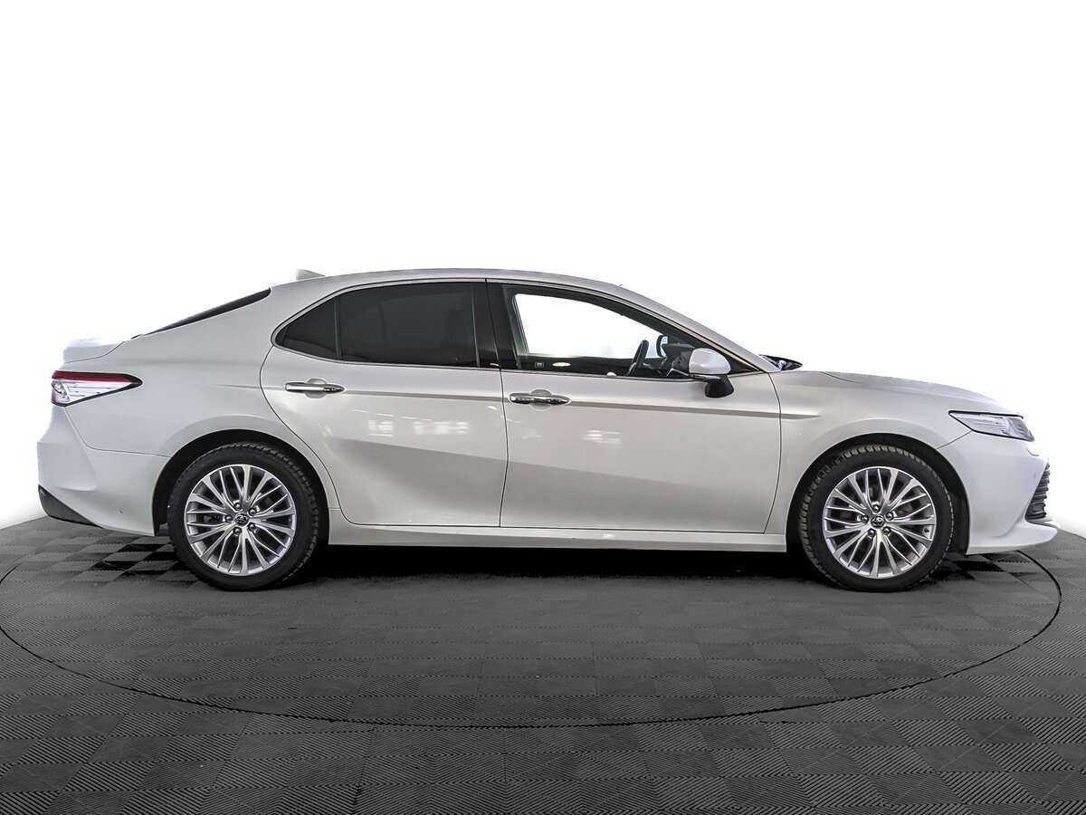 Продажа Б/У Тойота Камри. Фото: #3