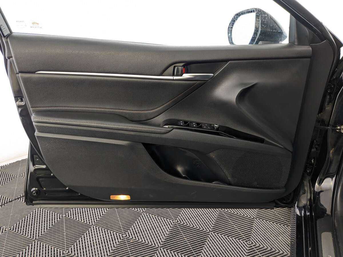 Продажа Б/У Тойота Камри. Фото: #14