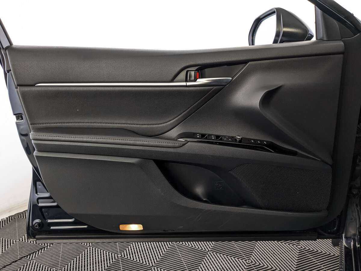 Продажа Б/У Тойота Камри. Фото: #14