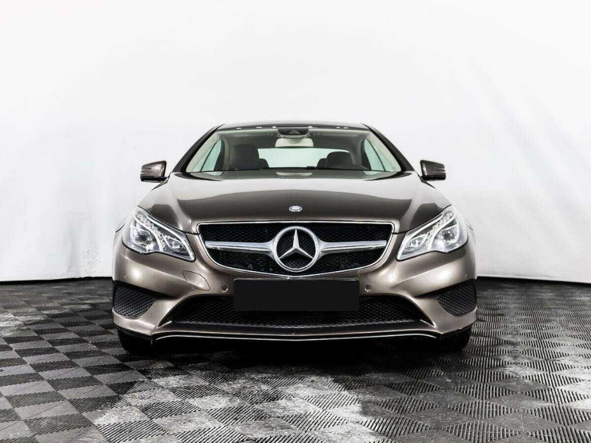 Продажа Б/У Мерседес-Бенц Е-Класс. Фото: #1