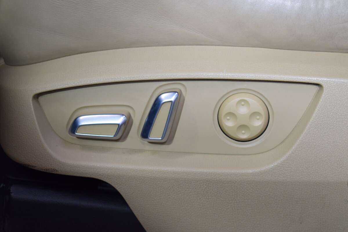 Продажа Б/У Ауди К7. Фото: #9