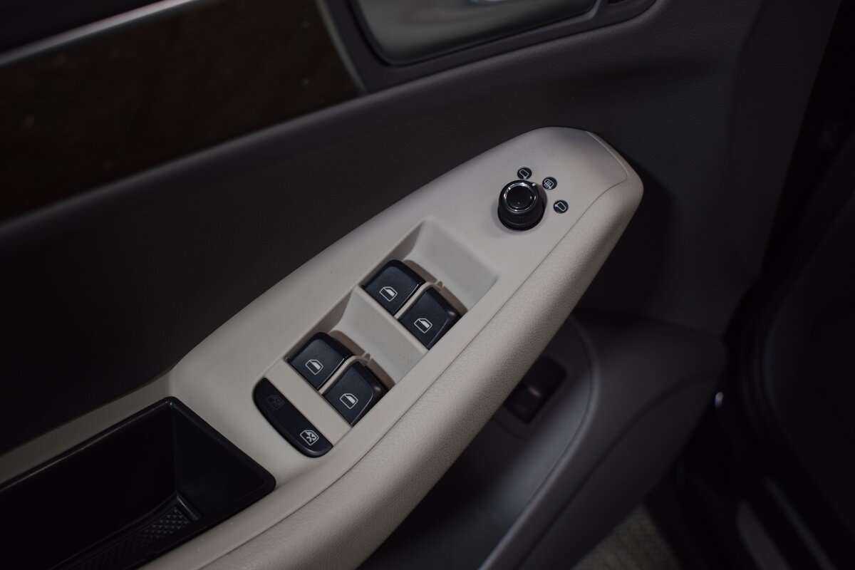 Продажа Б/У Ауди К5. Фото: #11