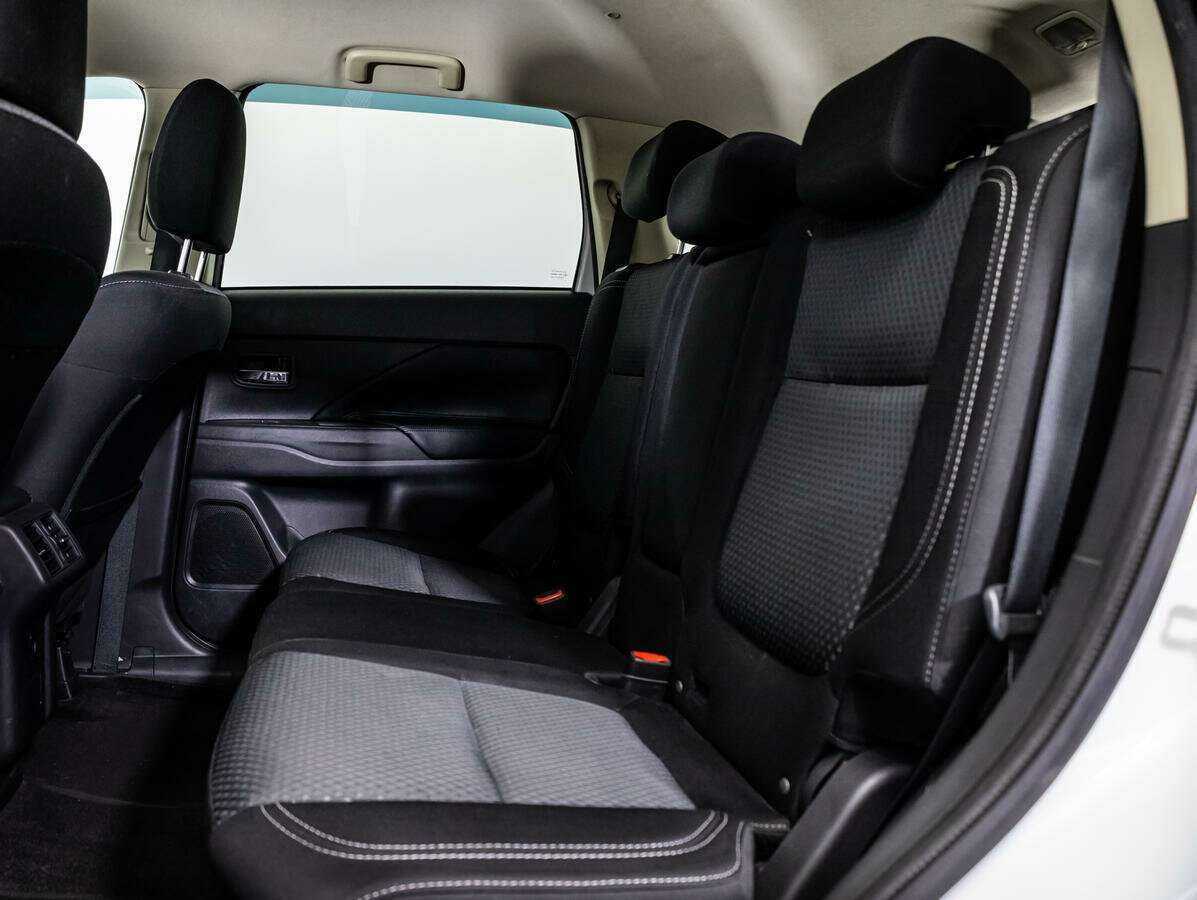 Продажа Б/У Митсубиши Оутлэндер. Фото: #7