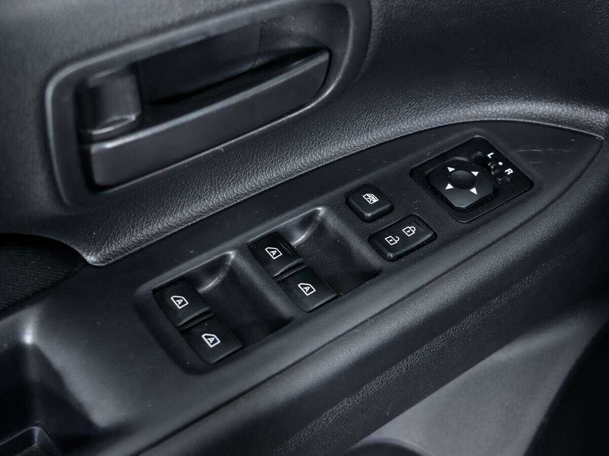 Продажа Б/У Митсубиши Оутлэндер. Фото: #11