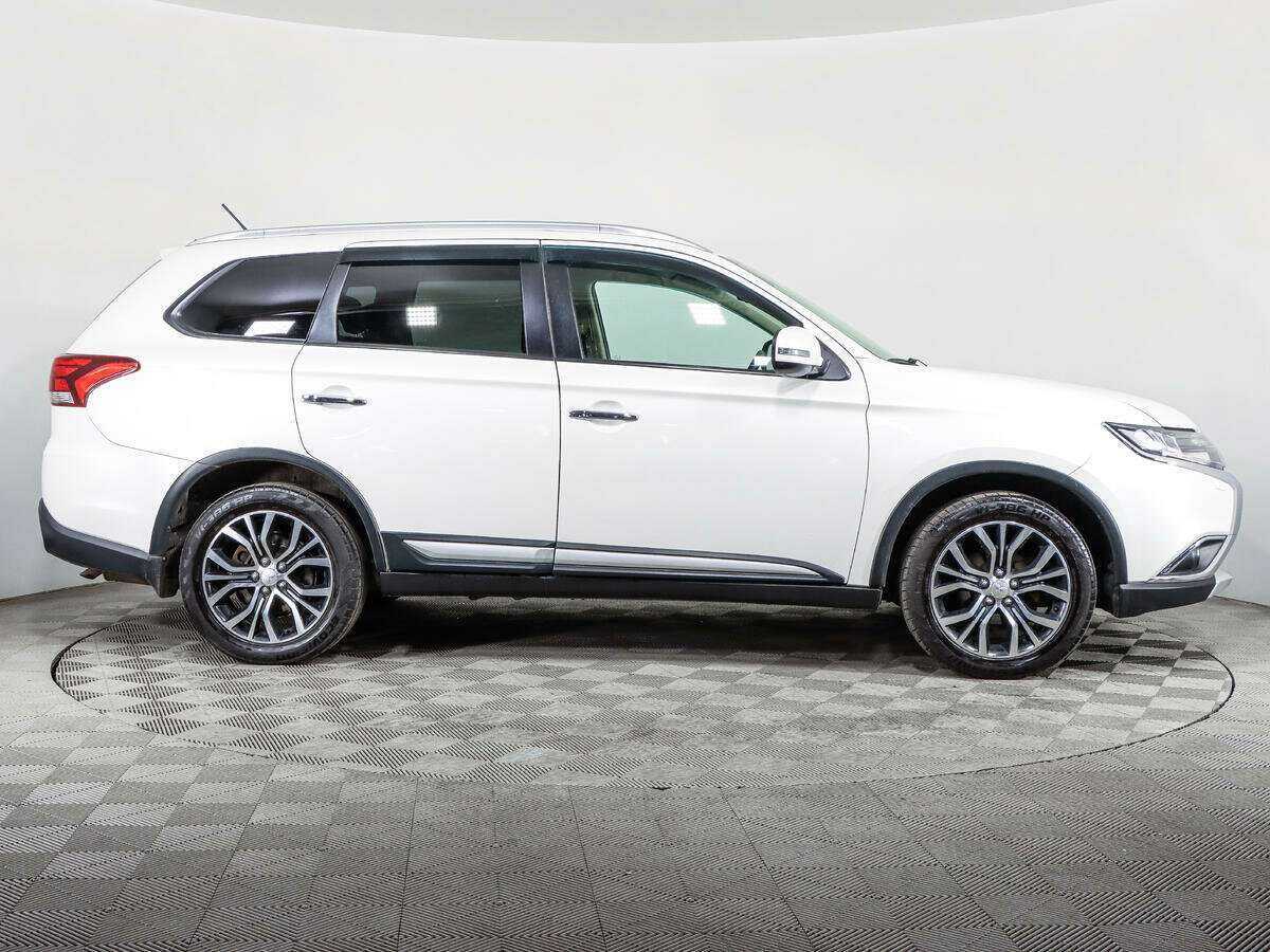 Продажа Б/У Митсубиши Оутлэндер. Фото: #3