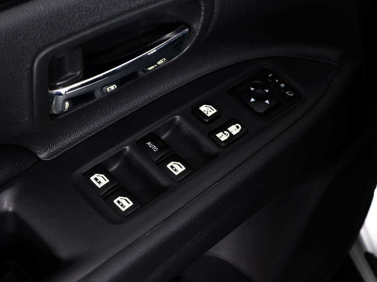 Продажа Б/У Митсубиши Оутлэндер. Фото: #11