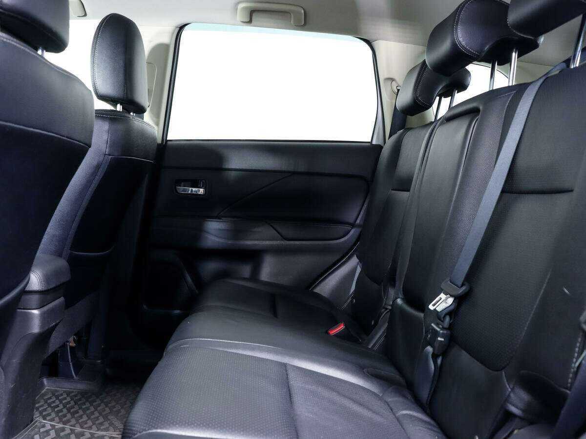 Продажа Б/У Митсубиши Оутлэндер. Фото: #10