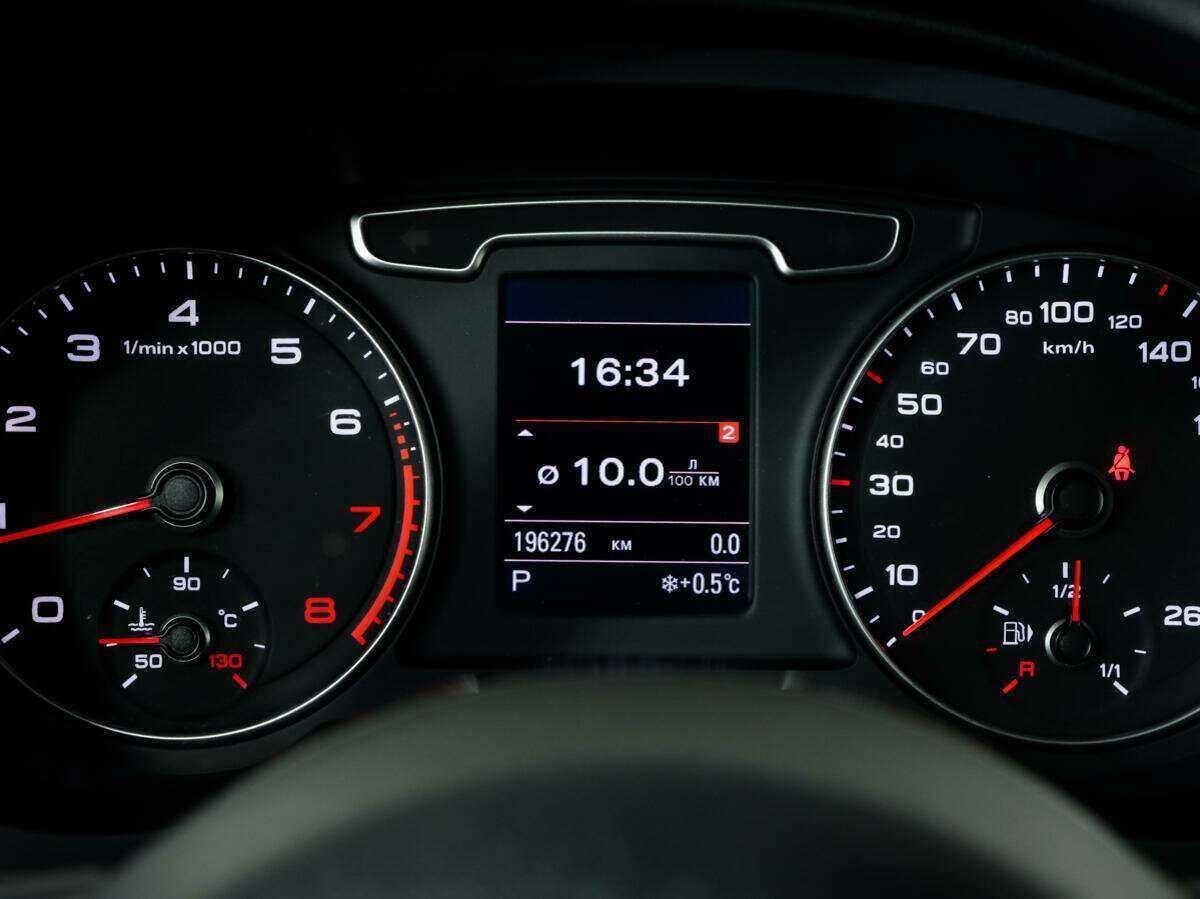 Продажа Б/У Ауди К3. Фото: #18