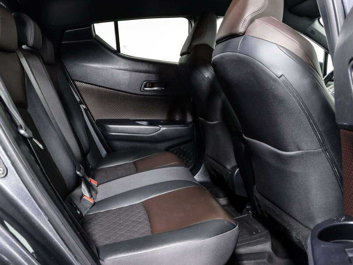 Продажа Б/У Тойота Ц-ШР. Фото: #10