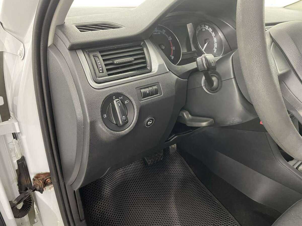 Продажа Б/У Шкода Рапид. Фото: #8