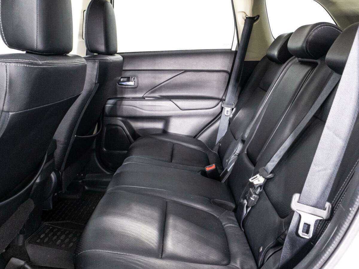 Продажа Б/У Митсубиши Оутлэндер. Фото: #9