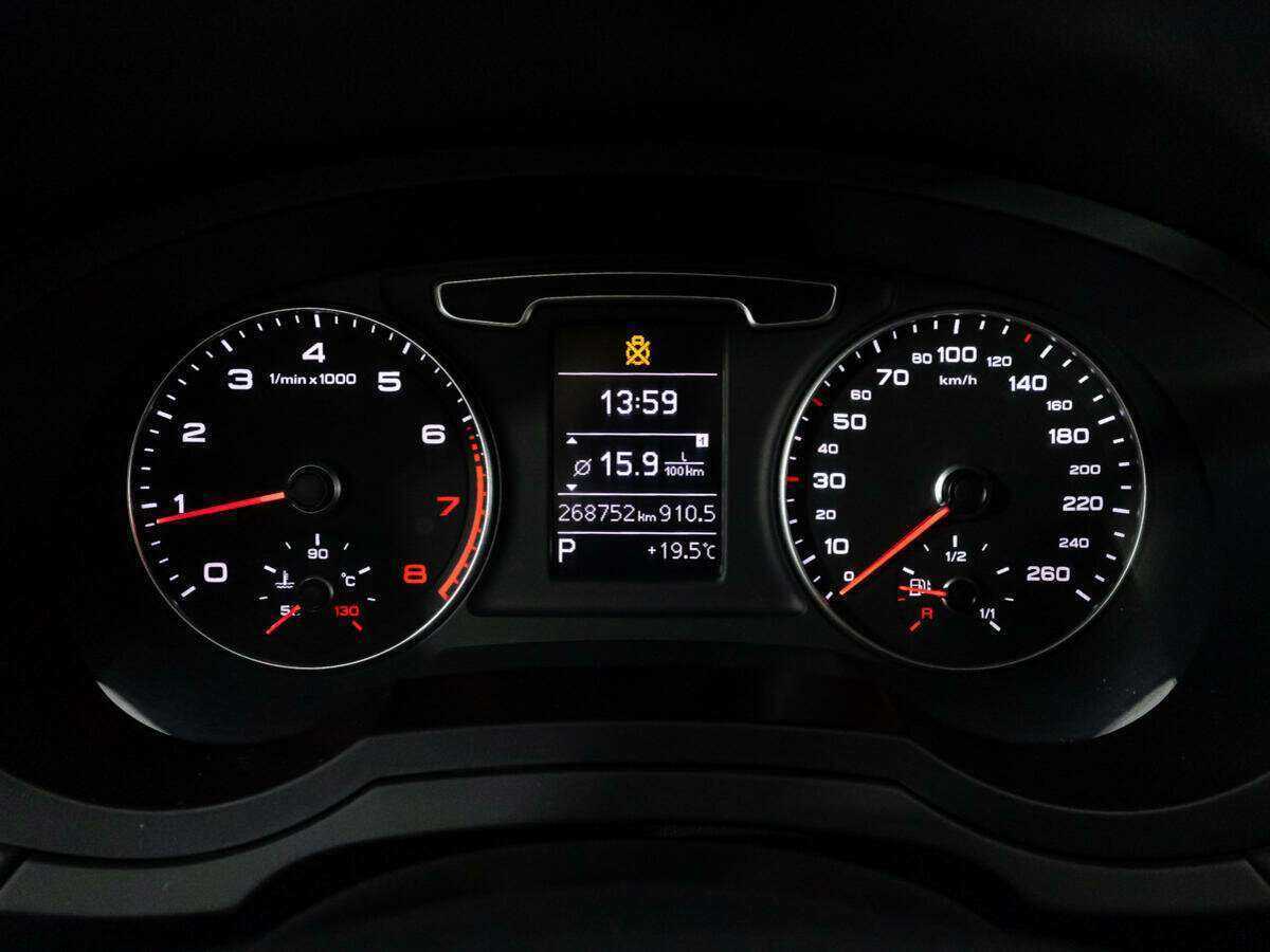 Продажа Б/У Ауди К3. Фото: #11