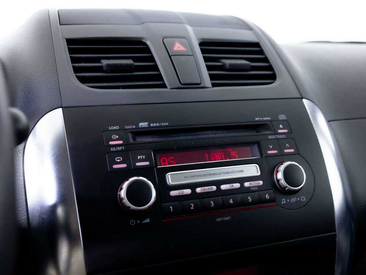 Продажа Б/У Сузуки С-Икс4. Фото: #11