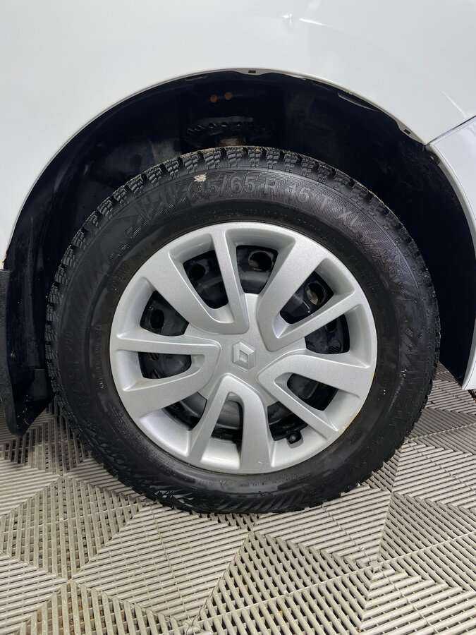 Продажа Б/У Рено Логан. Фото: #8