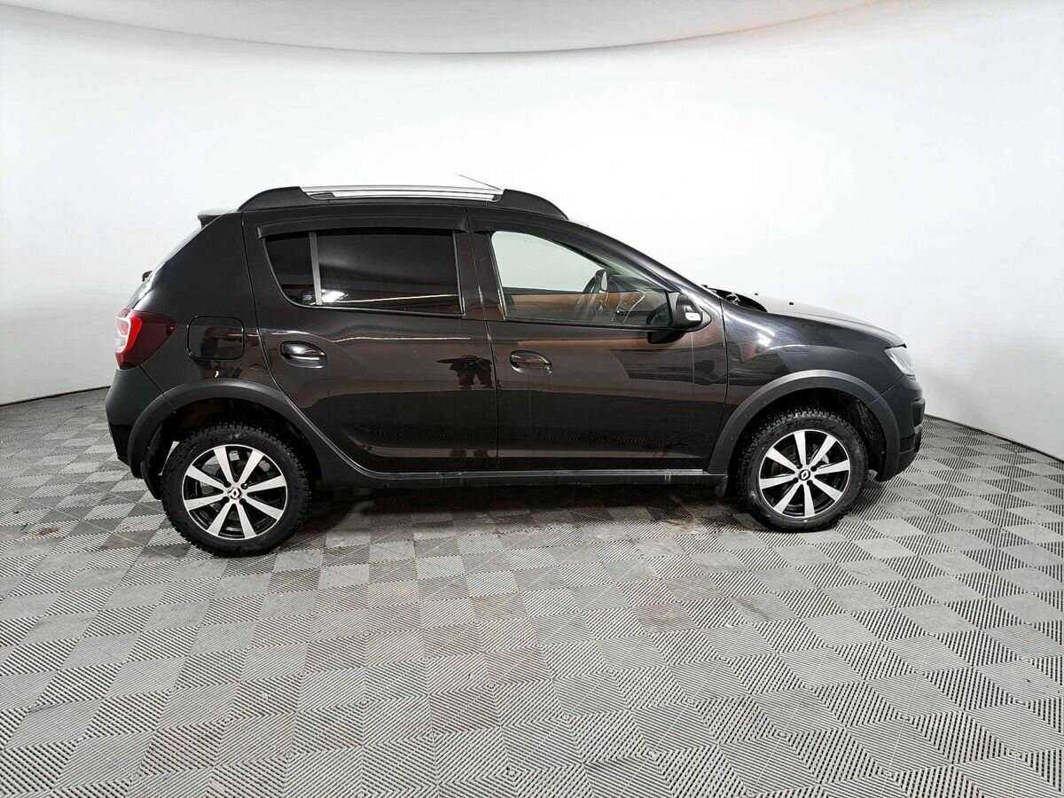 Продажа Б/У Рено Сандеро. Фото: #2