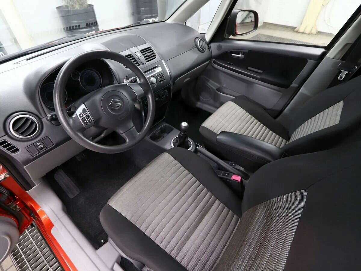 Продажа Б/У Сузуки С-Икс4. Фото: #6